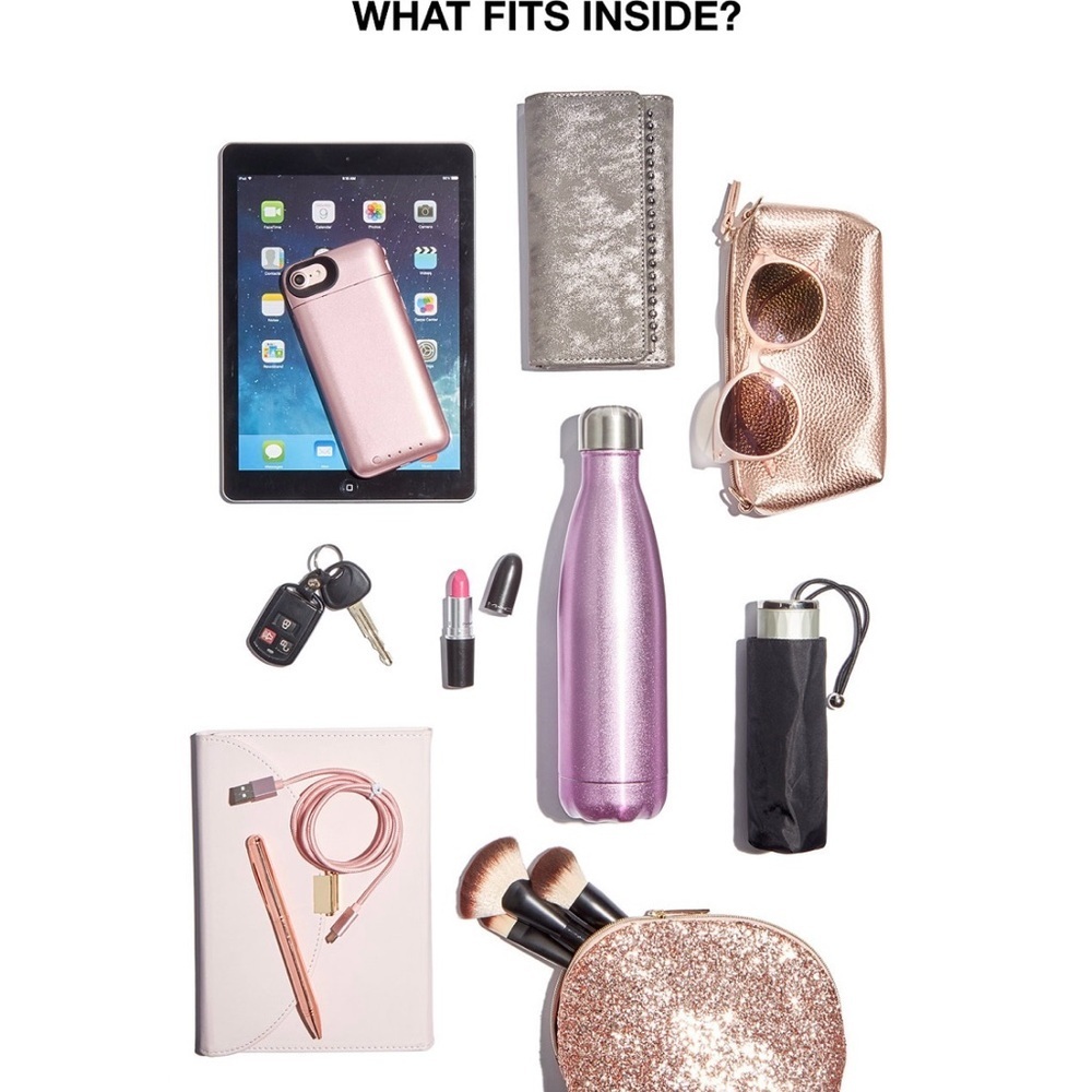 Guess‎ Red and Cream Patterned Tote - Picture 2 of 6